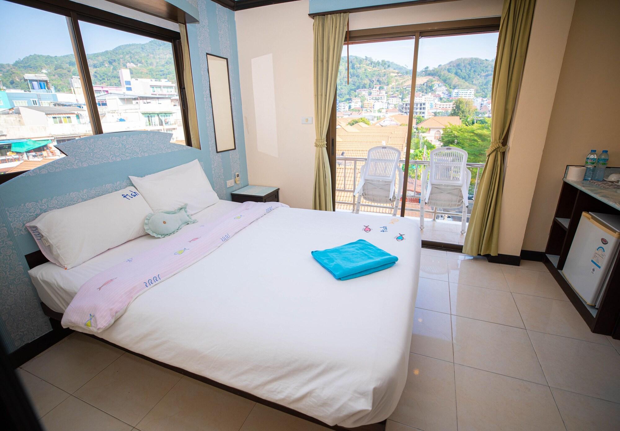 ฟิช แอนด์ ซัมเมอร์ เฮาส์ Hotel Patong ภายนอก รูปภาพ